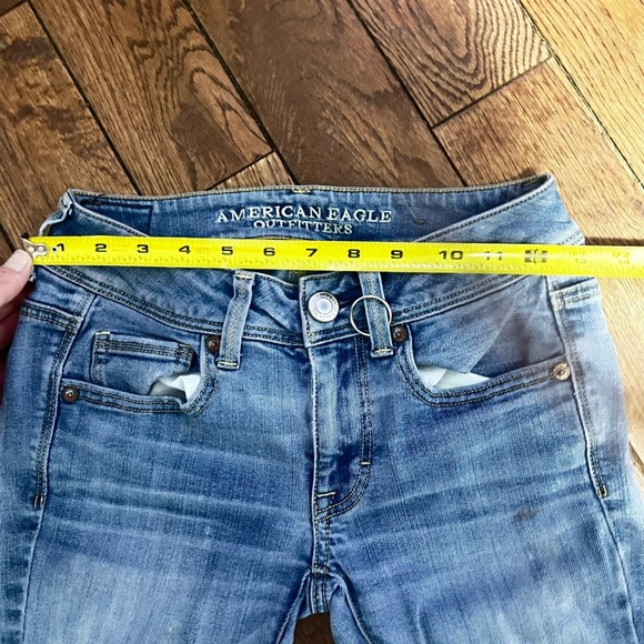 Women's Blue Jeans - Picture 6 of 8